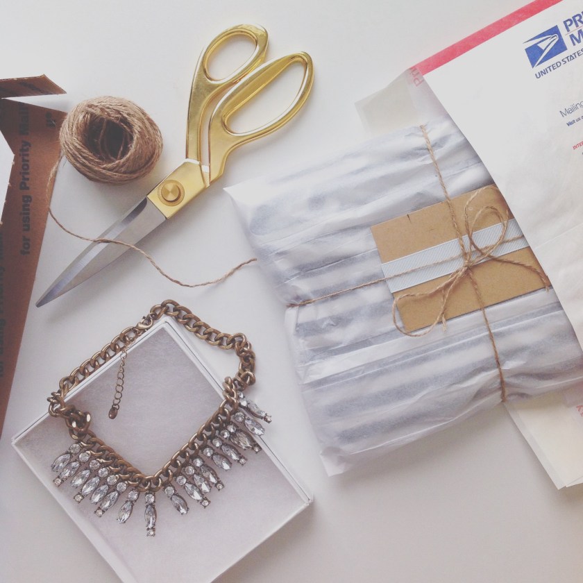 5 Shipping Tips for Poshmark