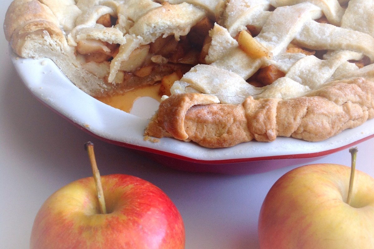Lattice classic Apple pie